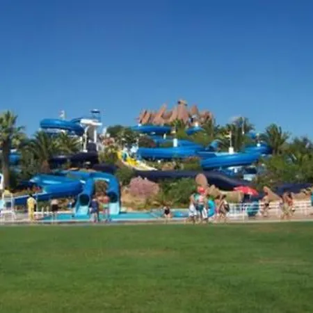 1 Bedroom 5 Min Falesia Beach And Close To Center - D Апартаменти Албуфейра